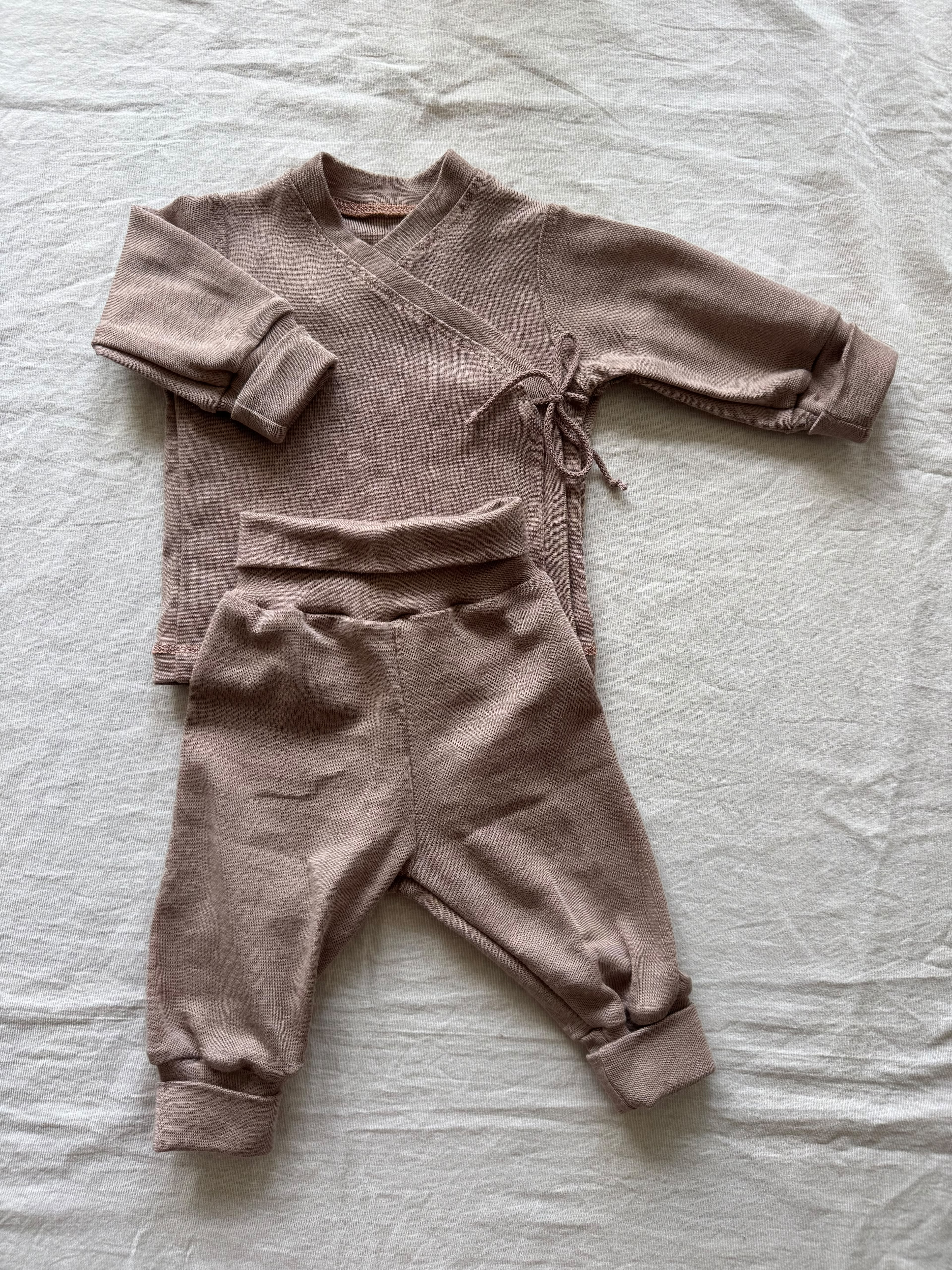 Set mit Wickeljacke aus Wolle/Seide - Einfarbig