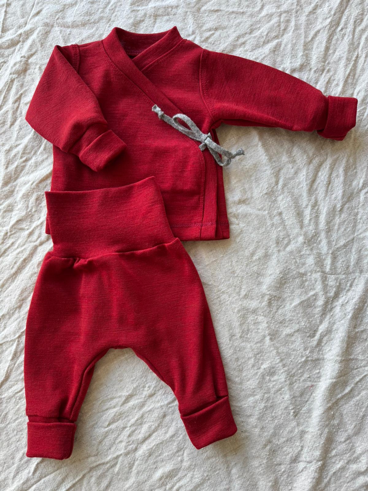 Set mit Wickeljacke aus 100% Merinowolle - Einfarbig