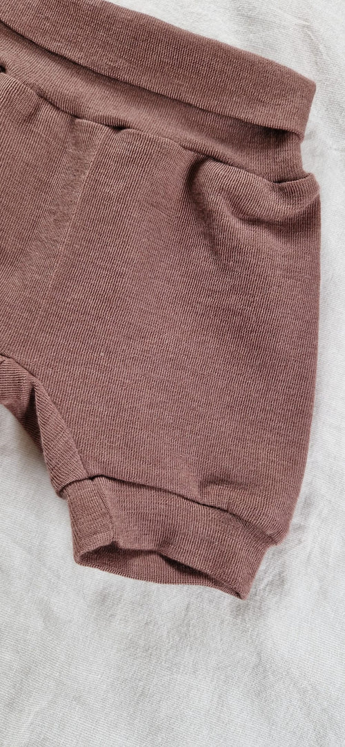 Kurze Hose aus Wolle/Seide - Einfarbig