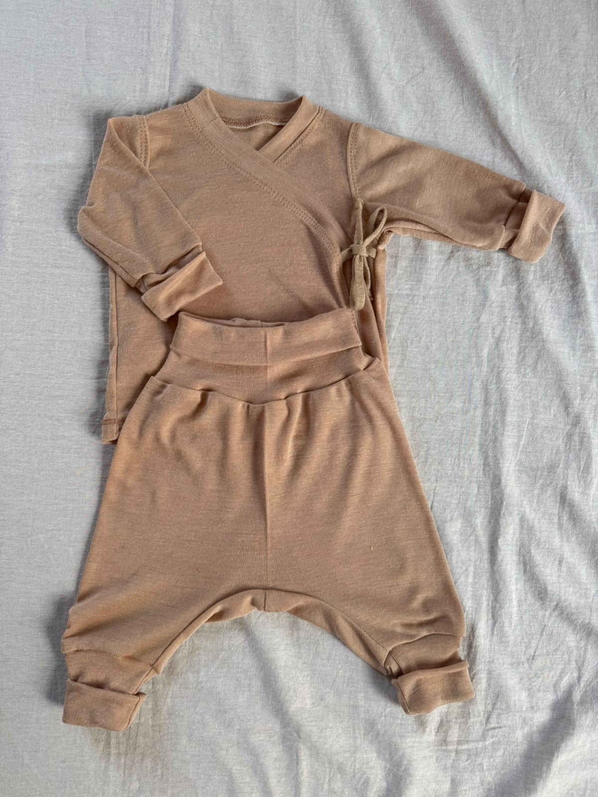 Set mit Wickeljacke aus Wolle/Seide - Einfarbig