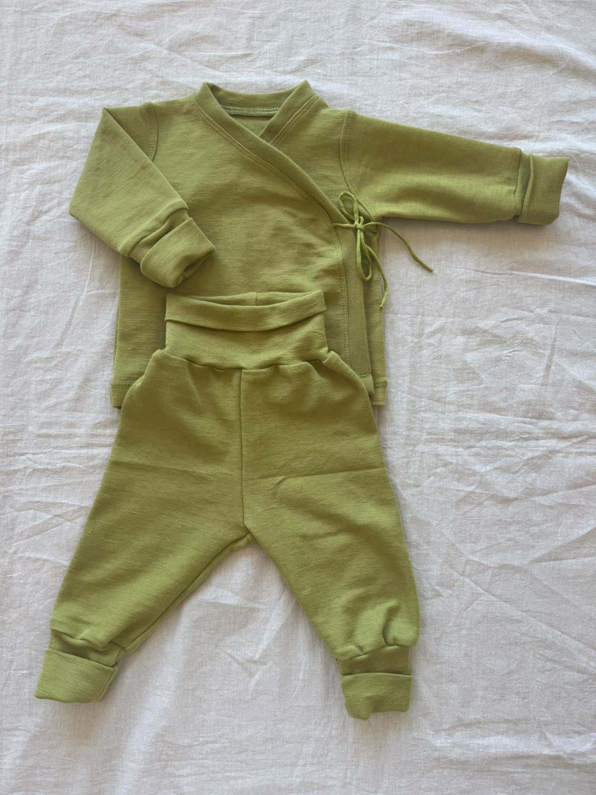 Set mit Wickeljacke aus Wolle/Seide - Einfarbig