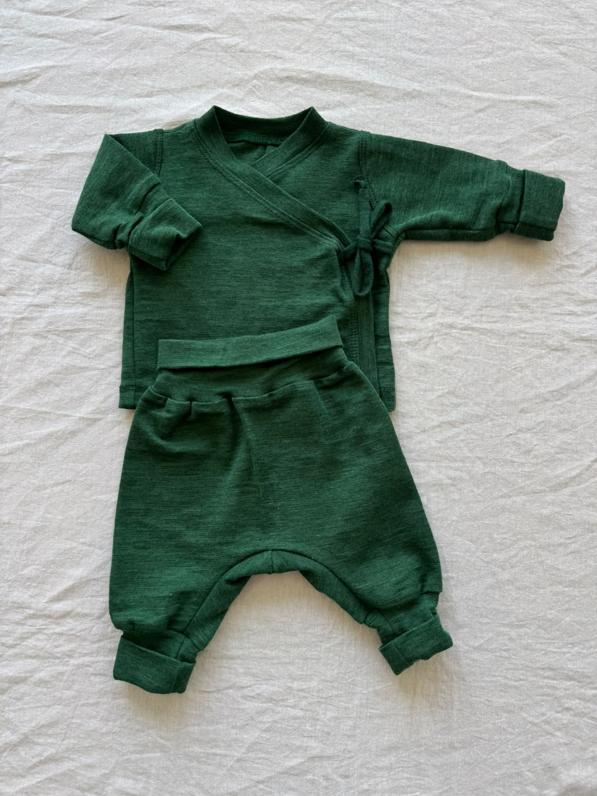 Set mit Wickeljacke aus Wolle/Seide - Einfarbig