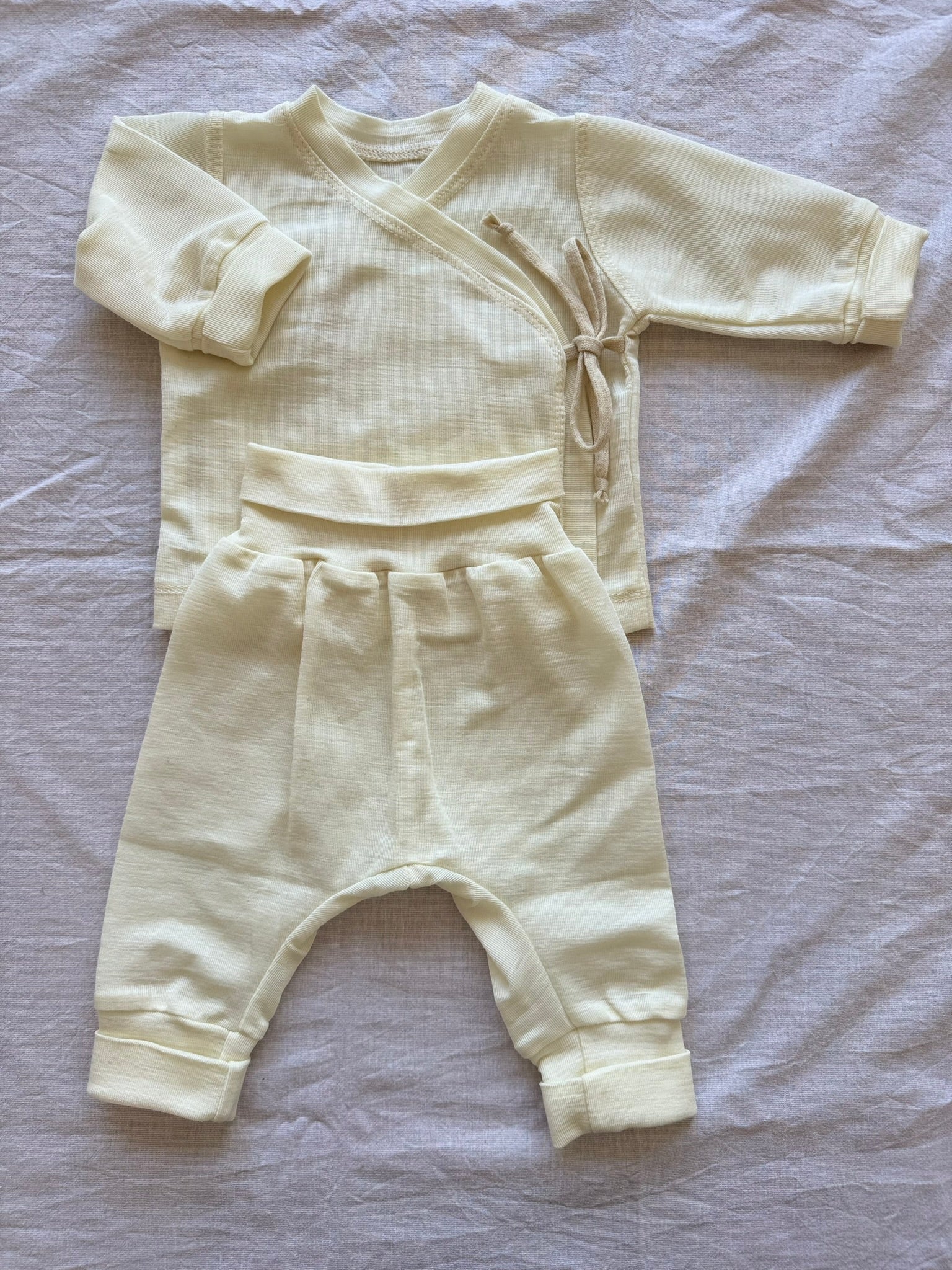 Set mit Wickeljacke aus Wolle/Seide - Einfarbig