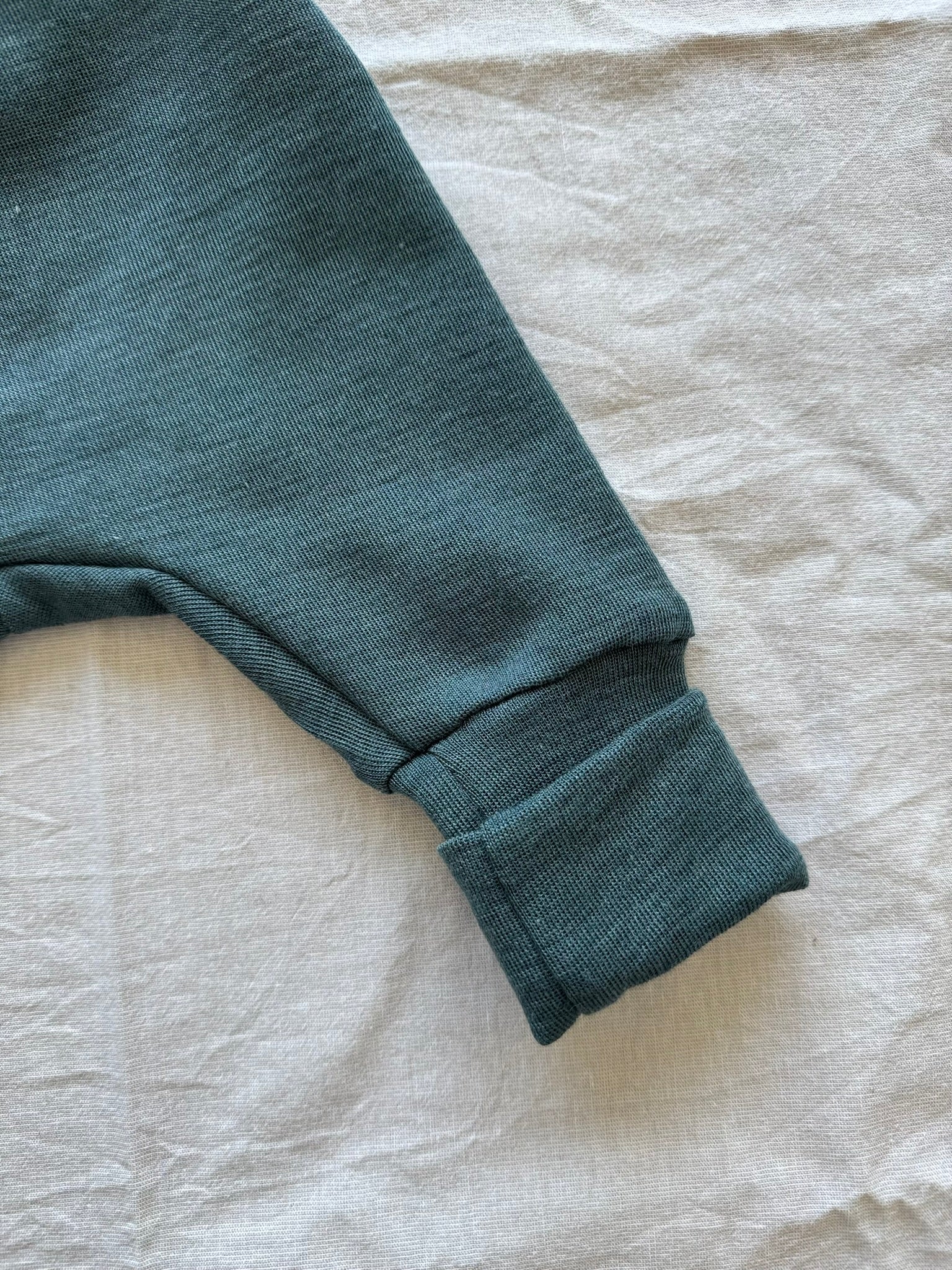 Set mit Wickeljacke aus Wolle/Seide - Einfarbig