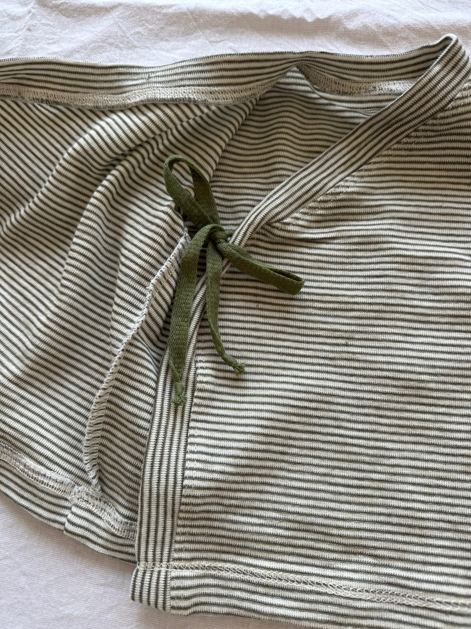 Wickeljacke aus Wolle/Seide - Geringelt