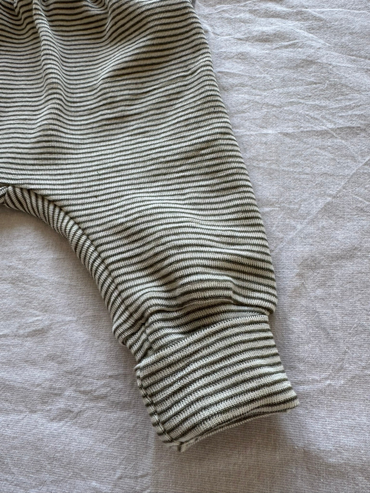 Set mit Wickeljacke aus Wolle/Seide -Geringelt